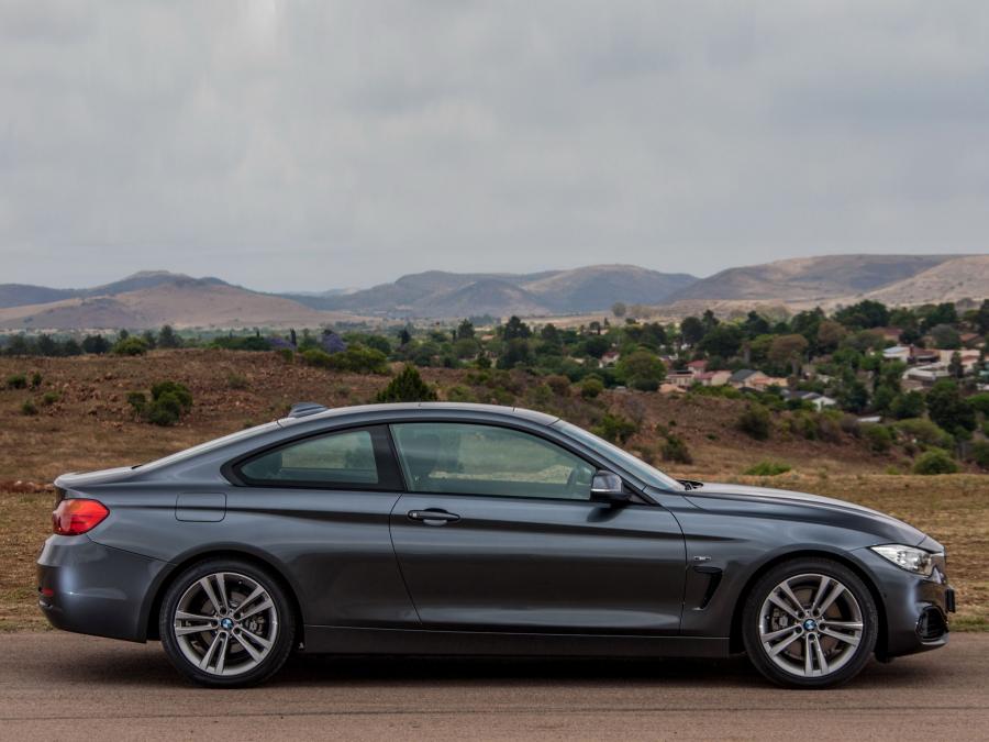  BMW 428i Coupe Sport Line 2013 года  (ZA) (фото 11 из 17)